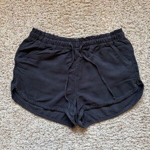 American Eagle Vacay Shorts Women’s size M Washed Black